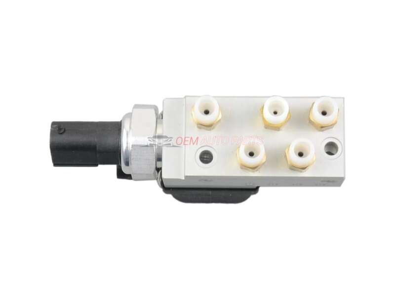 Mercedes W211 Air Suspension Compressor Control Valve Block - Image 2